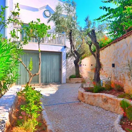 Vila 3 Bedroom 3124